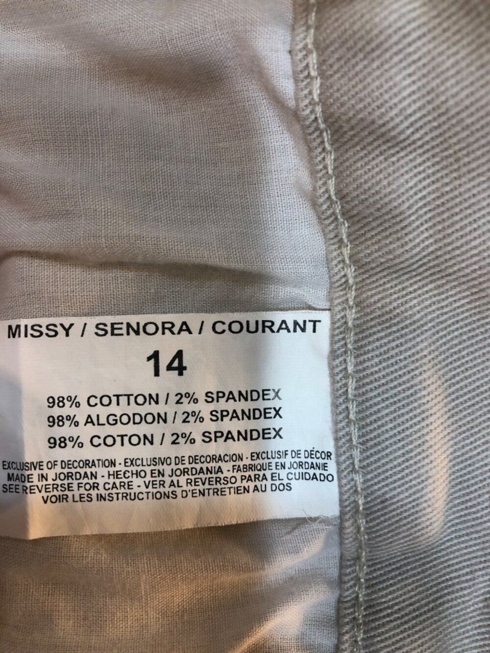 Gloria Vanderbilt Amanda Classic 5-pocket Straight Leg Light Beige Jeans Size 14 - Picture 9 of 10